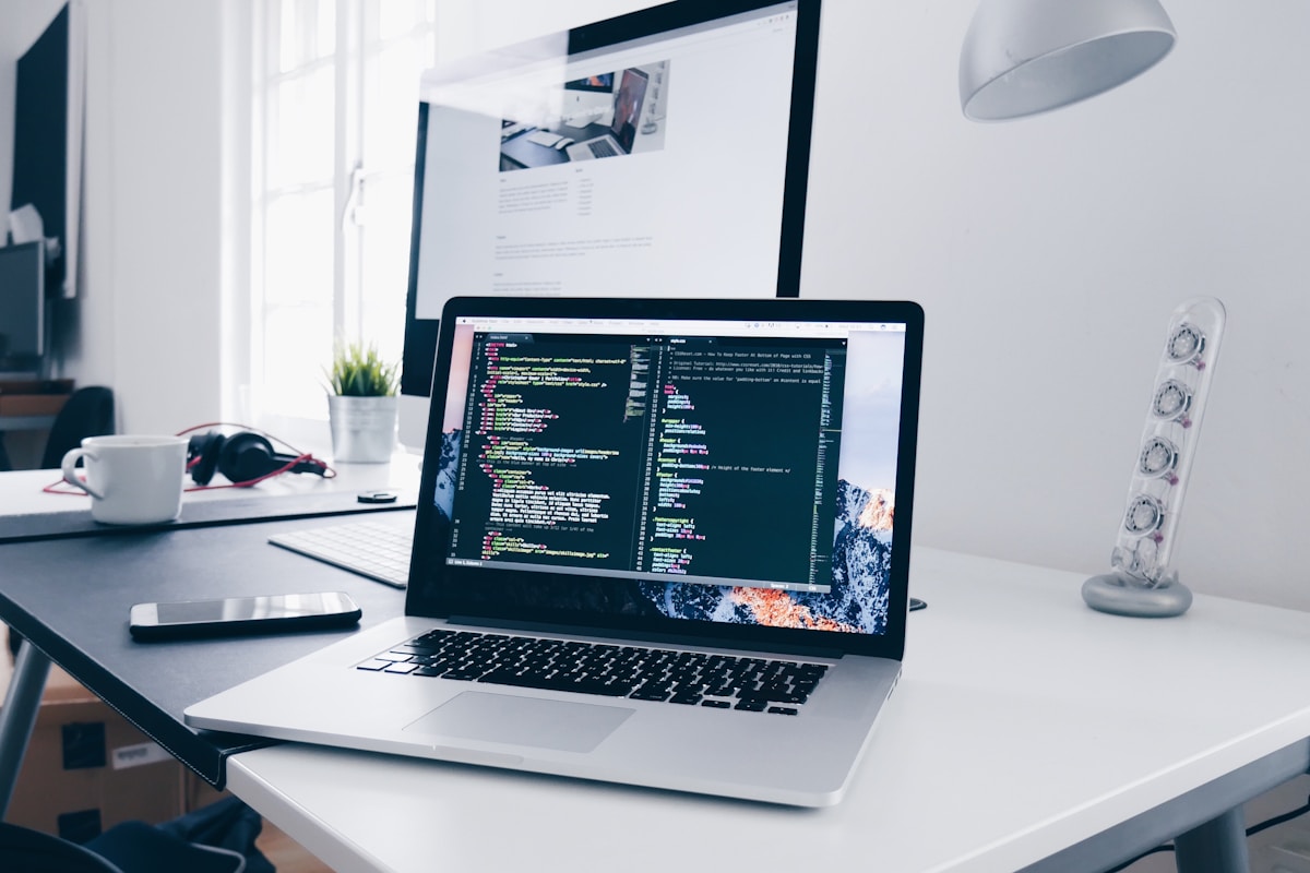 Investment performance dashboard